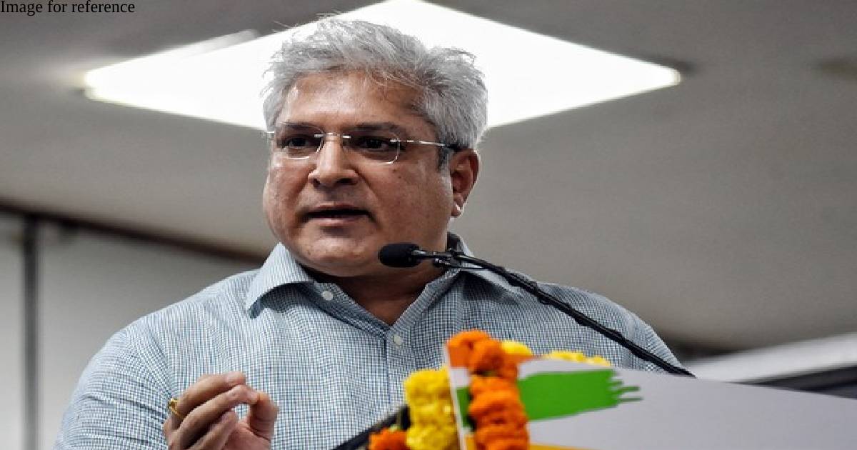 Delhi: Minister Kailash Gahlot inaugurates three automated tracks for evening driving tests